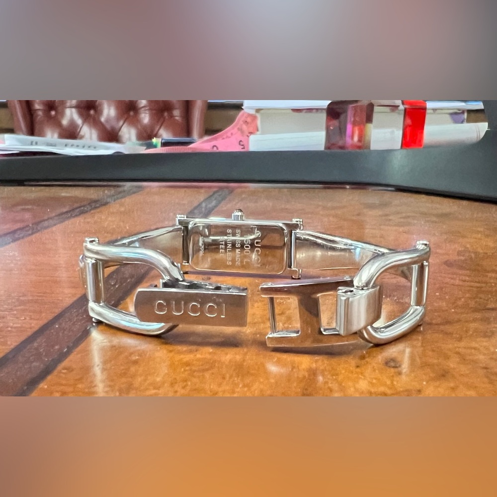 Gucci Vintage Horsebit Ladies 1500 L Watch - Picture 4 of 9